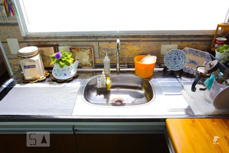 Apartamento à venda com 172m², 4 quartos e 2 vagas Apartamento à venda com 172m², 4 quartos e 2 vagasCobertura Cozinha