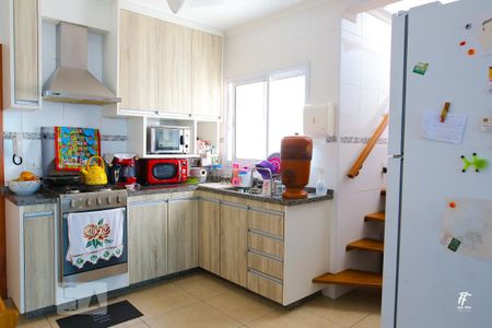 Apartamento à venda com 172m², 4 quartos e 2 vagas Apartamento à venda com 172m², 4 quartos e 2 vagasCozinha