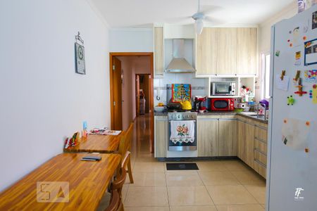 Apartamento à venda com 172m², 4 quartos e 2 vagas Apartamento à venda com 172m², 4 quartos e 2 vagasCozinha