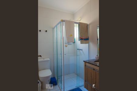 Apartamento à venda com 172m², 4 quartos e 2 vagas Apartamento à venda com 172m², 4 quartos e 2 vagasBanheiro 2