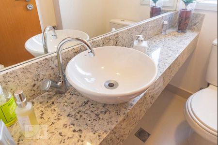 Apartamento à venda com 85m², 3 quartos e 2 vagas Apartamento à venda com 85m², 3 quartos e 2 vagasPia