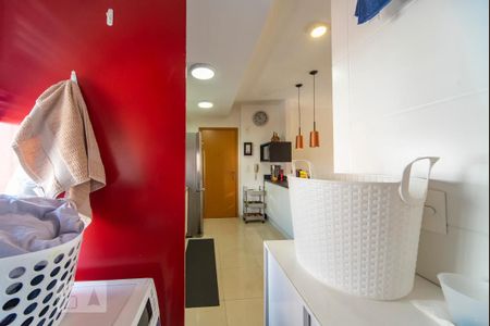 Apartamento à venda com 85m², 3 quartos e 2 vagas Apartamento à venda com 85m², 3 quartos e 2 vagasÁrea de Serviço