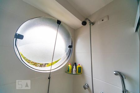 Apartamento à venda com 85m², 3 quartos e 2 vagas Apartamento à venda com 85m², 3 quartos e 2 vagasChuveiro