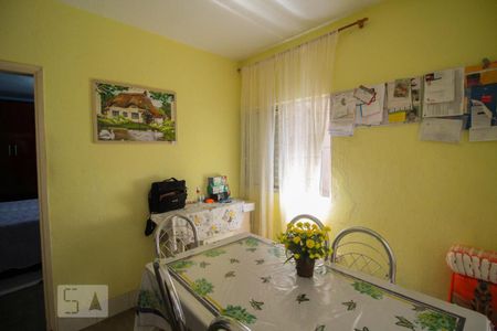 Casa à venda com 144m², 3 quartos e 2 vagas Casa à venda com 144m², 3 quartos e 2 vagasSala de Jantar