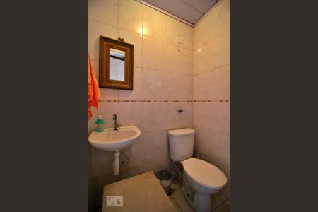 Apartamento à venda com 180m², 3 quartos e 2 vagasBanheiro de Serviço