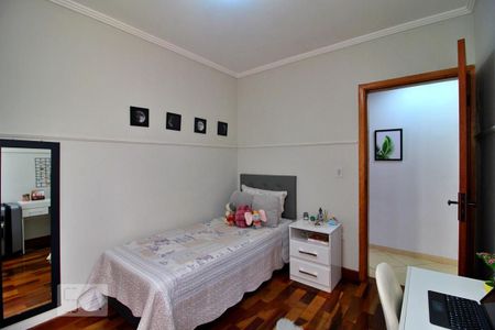 Apartamento à venda com 180m², 3 quartos e 2 vagasQuarto 2