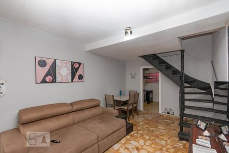 Sala de casa à venda com 3 quartos, 110m² em Vila Cordeiro, São Paulo