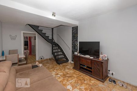 Sala de casa à venda com 3 quartos, 110m² em Vila Cordeiro, São Paulo