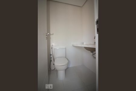 Apartamento à venda com 112m², 2 quartos e 2 vagasBanheiro da Suíte 1