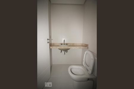 Apartamento à venda com 112m², 2 quartos e 2 vagasBanheiro da Suíte 2