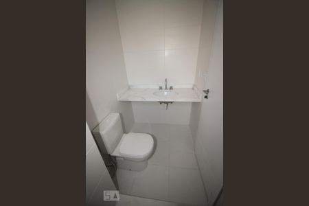 Apartamento à venda com 112m², 2 quartos e 2 vagasBanheiro da Suíte 1