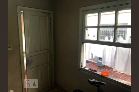 Casa à venda com 200m², 3 quartos e 1 vagaQuarto