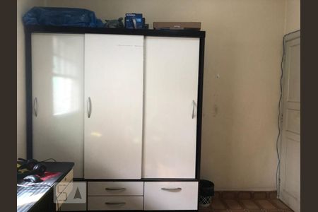 Casa à venda com 200m², 3 quartos e 1 vagaQuarto