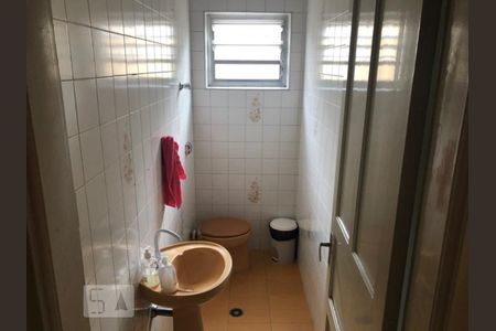 Casa à venda com 200m², 3 quartos e 1 vagaBanheiro