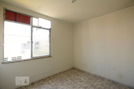 Quarto 1 de apartamento para alugar com 3 quartos, 80m² em Irajá, Rio de Janeiro
