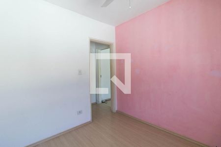 Quarto 1 de apartamento para alugar com 2 quartos, 58m² em Cristal, Porto Alegre