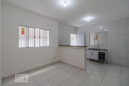 Sala de casa para alugar com 1 quarto, 56m² em Nova Aldeinha, Barueri