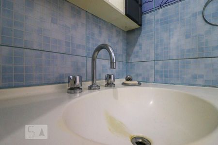 Apartamento à venda com 102m², 3 quartos e 1 vaga Apartamento à venda com 102m², 3 quartos e 1 vagaBanheiro Social 1