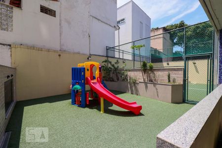 Apartamento à venda com 102m², 3 quartos e 1 vaga Apartamento à venda com 102m², 3 quartos e 1 vagaÁrea Comum - Playground