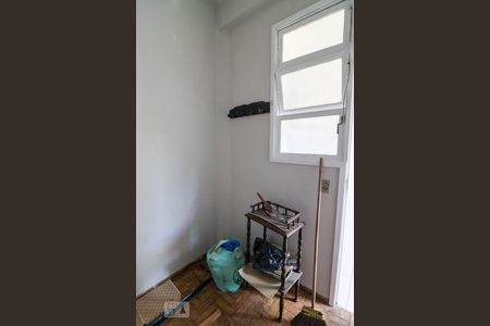 Apartamento à venda com 102m², 3 quartos e 1 vaga Apartamento à venda com 102m², 3 quartos e 1 vagaQuarto de Serviço