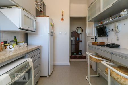 Apartamento à venda com 88m², 2 quartos e 2 vagasCozinha