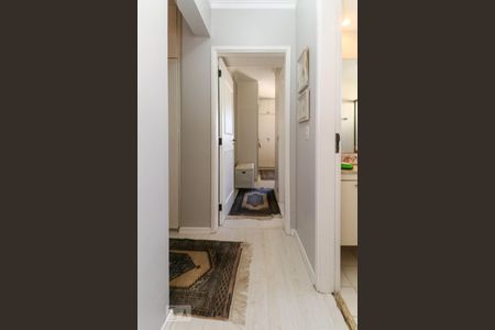 Apartamento à venda com 88m², 2 quartos e 2 vagasCorredor