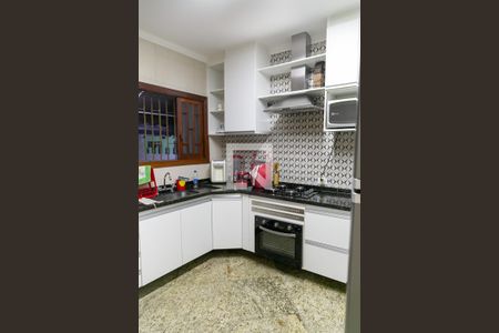 Casa à venda com 175m², 3 quartos e 3 vagas Casa à venda com 175m², 3 quartos e 3 vagasCozinha