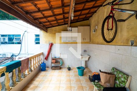 Casa à venda com 150m², 3 quartos e 2 vagasLavanderia