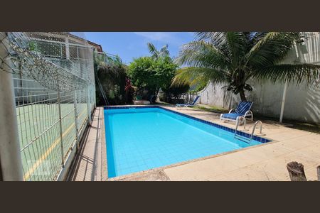 Casa de condomínio à venda com 560m², 4 quartos e 3 vagas Casa de condomínio à venda com 560m², 4 quartos e 3 vagaspiscinona