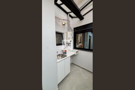 Apartamento à venda com 61m², 2 quartos e 1 vaga Apartamento à venda com 61m², 2 quartos e 1 vagaVaranda - Área de Serviço da Suíte