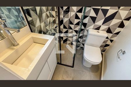 Apartamento à venda com 61m², 2 quartos e 1 vaga Apartamento à venda com 61m², 2 quartos e 1 vagaBanheiro da Suíte