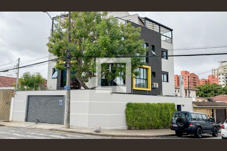 Apartamento à venda com 61m², 2 quartos e 1 vaga Apartamento à venda com 61m², 2 quartos e 1 vagaFachada