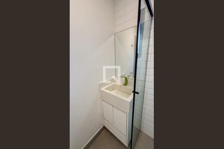 Apartamento à venda com 61m², 2 quartos e 1 vaga Apartamento à venda com 61m², 2 quartos e 1 vagaBanheiro