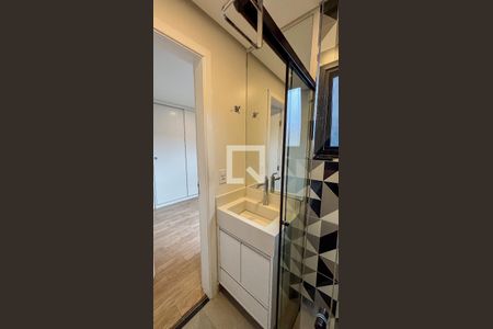 Apartamento à venda com 61m², 2 quartos e 1 vaga Apartamento à venda com 61m², 2 quartos e 1 vagaBanheiro da Suíte