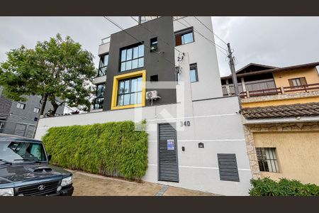 Apartamento à venda com 61m², 2 quartos e 1 vaga Apartamento à venda com 61m², 2 quartos e 1 vagaFachada