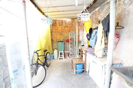 Casa à venda com 195m², 2 quartos e 1 vagaLavanderia