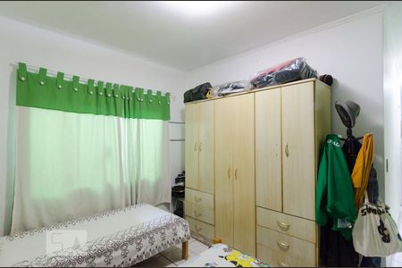 Casa à venda com 215m², 3 quartos e 2 vagas Casa à venda com 215m², 3 quartos e 2 vagasQuarto 2