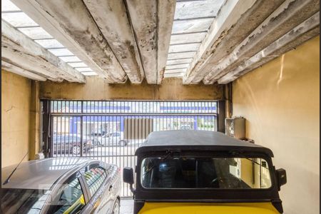 Casa à venda com 215m², 3 quartos e 2 vagas Casa à venda com 215m², 3 quartos e 2 vagasGaragem