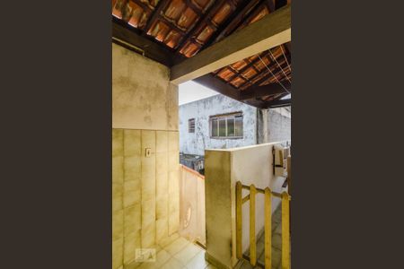 Casa à venda com 215m², 3 quartos e 2 vagas Casa à venda com 215m², 3 quartos e 2 vagasÁrea de serviço 2