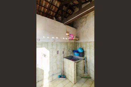 Casa à venda com 215m², 3 quartos e 2 vagas Casa à venda com 215m², 3 quartos e 2 vagasÁrea de serviço 2