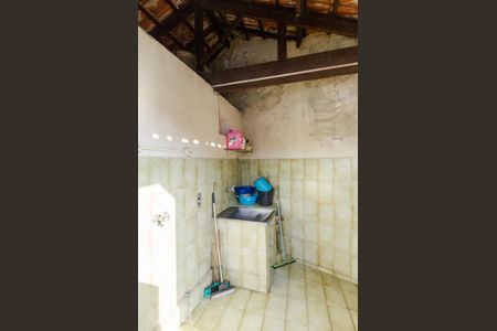 Casa à venda com 215m², 3 quartos e 2 vagas Casa à venda com 215m², 3 quartos e 2 vagasÁrea de serviço 2