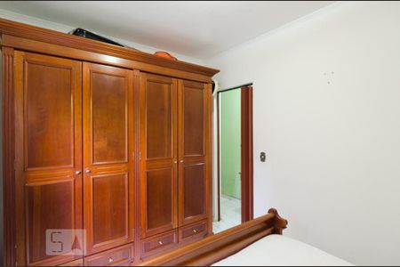 Casa à venda com 215m², 3 quartos e 2 vagas Casa à venda com 215m², 3 quartos e 2 vagasQuarto 3