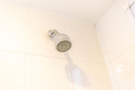 Apartamento à venda com 68m², 3 quartos e 2 vagasChuveiro