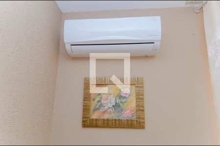 Casa à venda com 200m², 3 quartos e 3 vagas Casa à venda com 200m², 3 quartos e 3 vagasQuarto 1 - Suíte