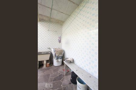 Casa à venda com 99m², 2 quartos e 5 vagas Casa à venda com 99m², 2 quartos e 5 vagasAREA DE SERVIÇO