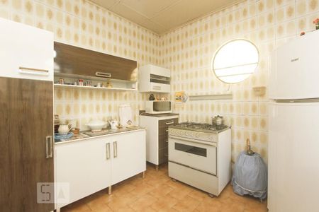 Casa à venda com 99m², 2 quartos e 5 vagas Casa à venda com 99m², 2 quartos e 5 vagasCOZINHA