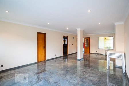 Apartamento à venda com 98m², 3 quartos e 2 vagas Apartamento à venda com 98m², 3 quartos e 2 vagasÁrea comum - Salão de festas