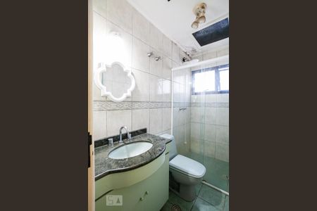 Apartamento à venda com 98m², 3 quartos e 2 vagas Apartamento à venda com 98m², 3 quartos e 2 vagasBanheiro