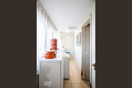 Apartamento à venda com 98m², 3 quartos e 2 vagas Apartamento à venda com 98m², 3 quartos e 2 vagasLavanderia