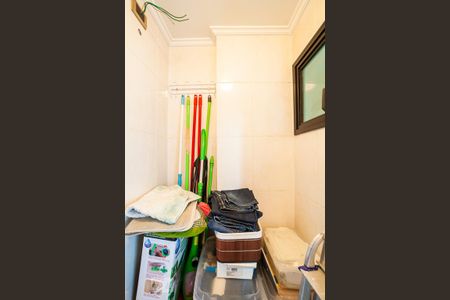 Apartamento à venda com 98m², 3 quartos e 2 vagas Apartamento à venda com 98m², 3 quartos e 2 vagasBanheiro de Serviço